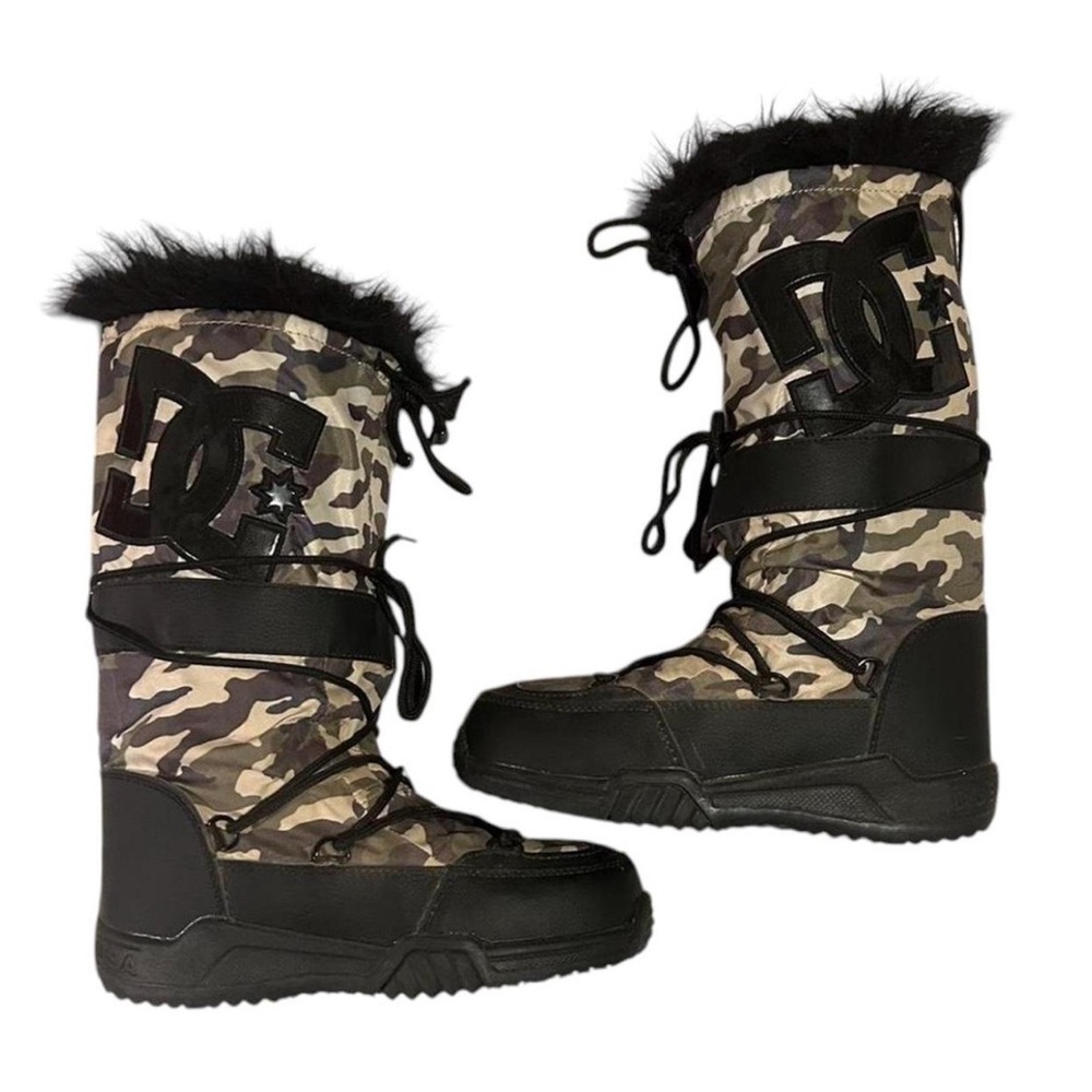 DC Camouflage Winter Boots with Black Trim